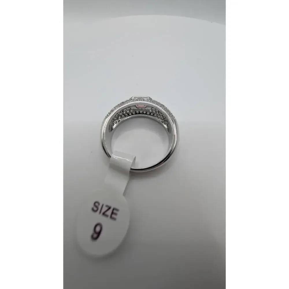 Elegant Silver Ring with Embedded Stones Size 9